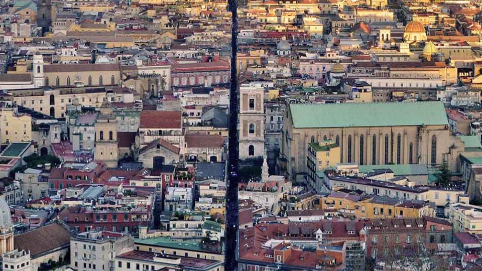 Spaccanapoli, Napoli
